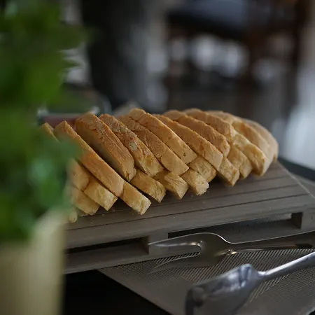 Aplo - Breakfast Experience