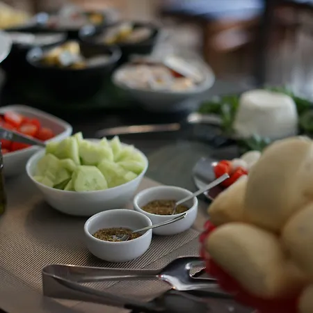 Aplo - Breakfast Experience 호텔 체르비아