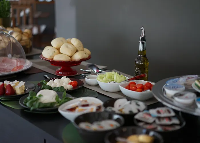 Hotel Aplo - Breakfast Experience