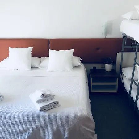 Hotel Aplo 3*