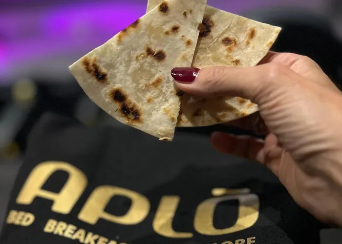 Aplo - Breakfast Experience تّشيرفييا