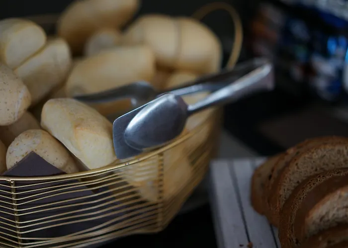 Aplo - Breakfast Experience Hotel