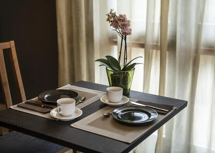 Aplo - Breakfast Experience فندق