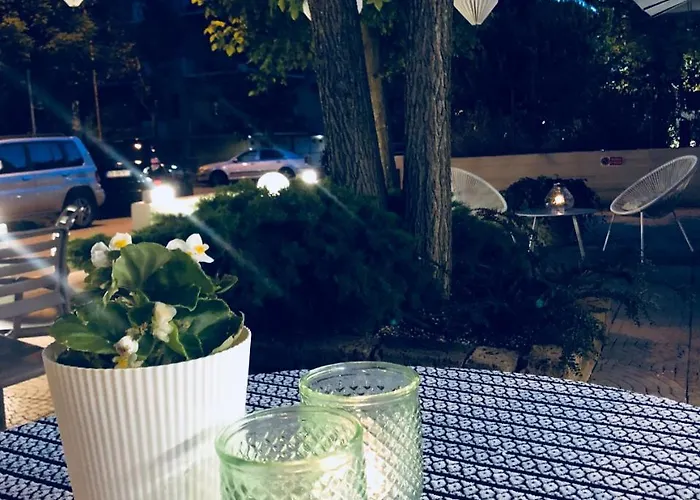 فندق Aplo - Breakfast Experience تّشيرفييا