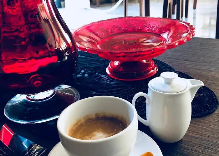 Aplo - Breakfast Experience فندق 3*